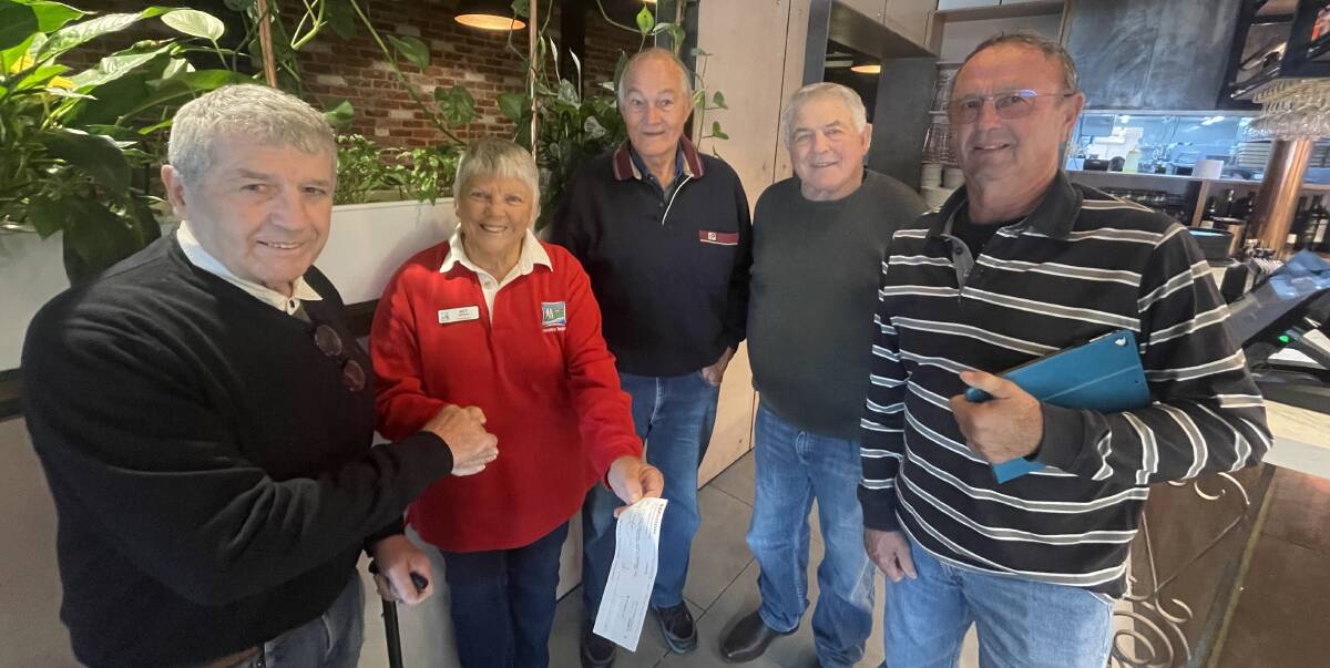 Former Rowers Junior Fours president Frank Perosin, Griffith Country Hope co-ordinator Bev Devery, Graham Montgomery, John Bonetti and Angelo Salvestro. Picture by Allan Wilson 