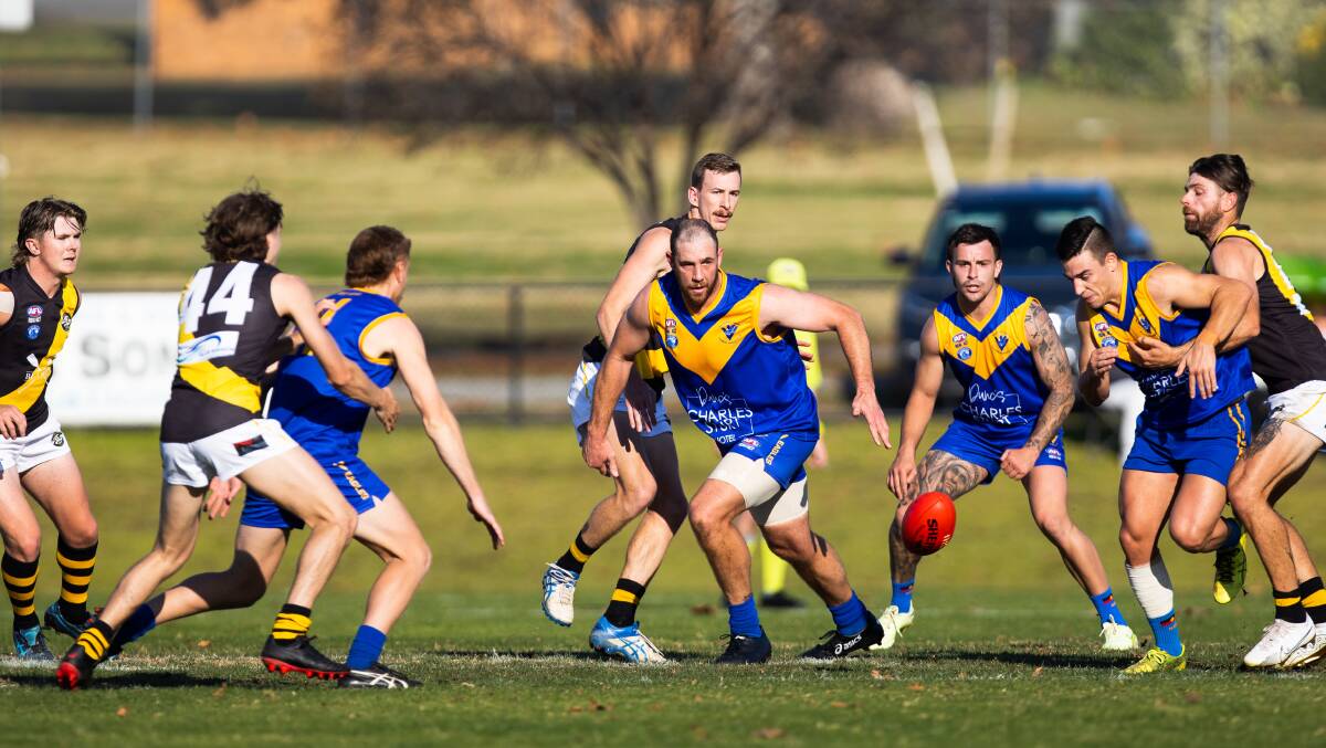 Shane Mumford turned out for Narrandera in a guest appearance during the season. AFL NSW-ACT are in the process of introducing a rule to exclude these payments from the salary cap. Picture by Ash Smith