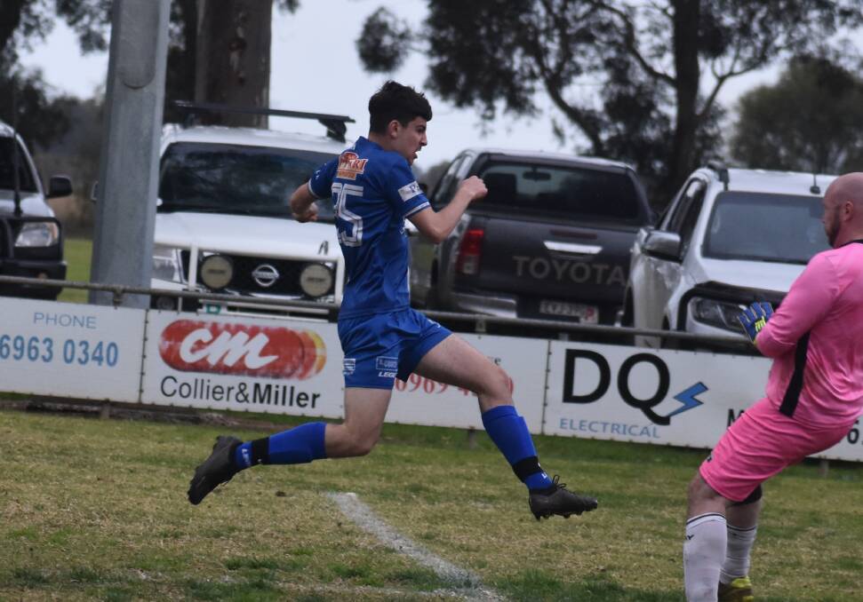 Zane Vardanega continued his strong season in third grade with another two goals to help Hanwood reach the decider. Picture by Liam Warren